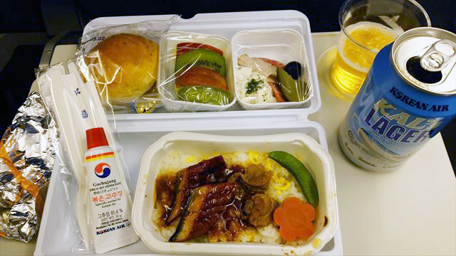 KE720機内食